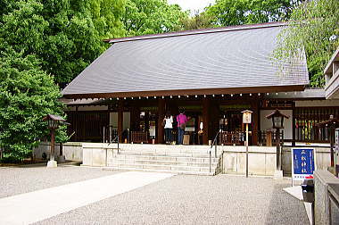 拝殿