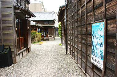 浦安の横丁を歩く