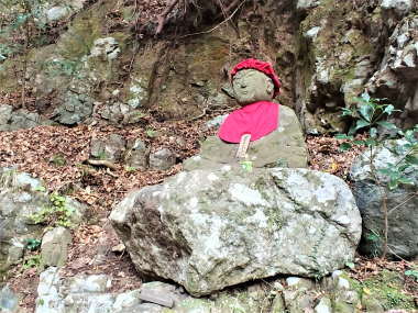 七不思議その二 子育て地蔵