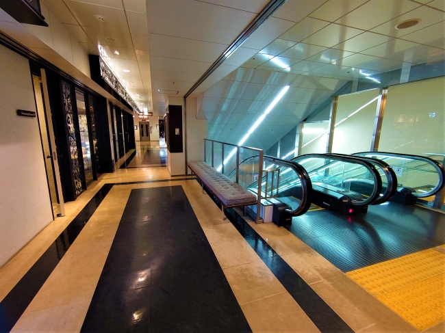 元町・中華街駅 駅舎内