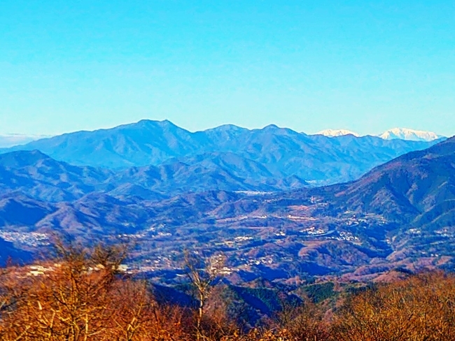 南アルプスも望めます